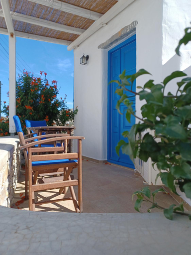 Others 5, Vicky's Studios, South Aegean