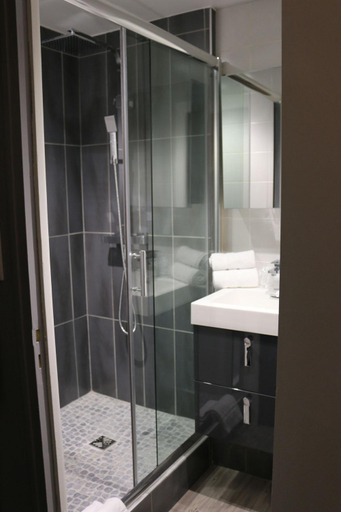 Others 5, Hotel - Restaurant Eugenie, Manche