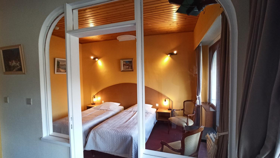 Bedroom 8