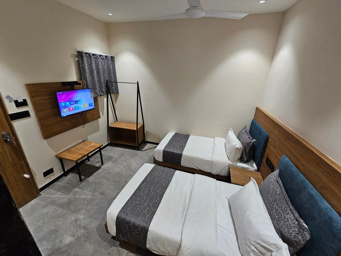 Others 2, Hotel Nova Palm, Rajkot