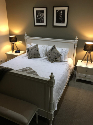Bedroom 9