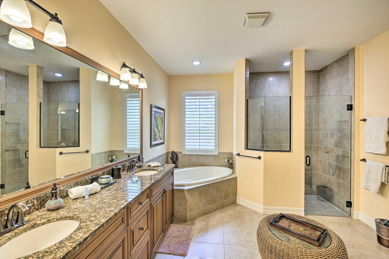 Others 1, 3 Mi to Downtown Cape Coral: Canal-Front Villa, Lee