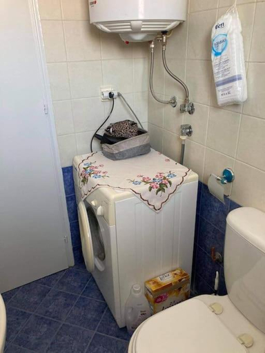 Bathroom 2, Nina's house in the center of Volos, Thessaly