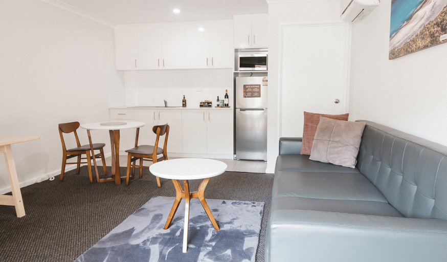 Dining Room 2