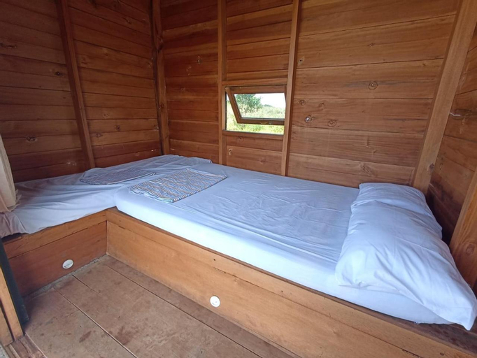 Bedroom 4, Wawowow, Minahasa