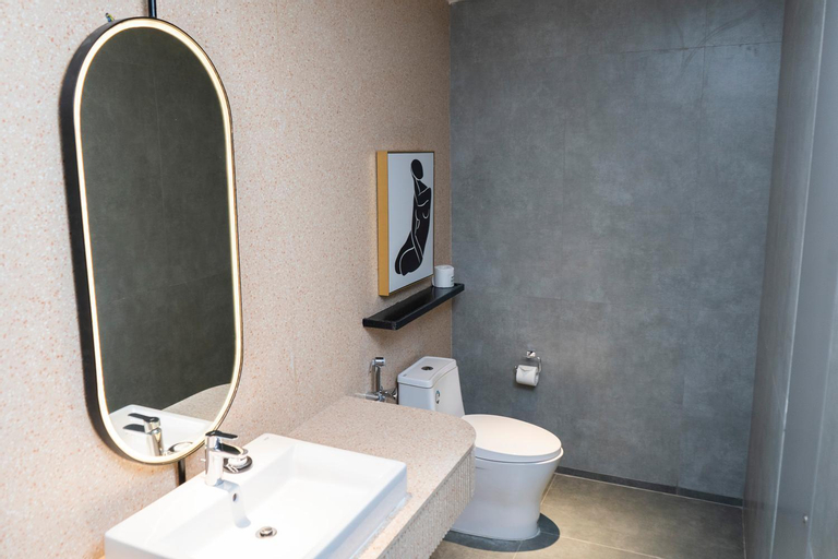 Bathroom 15