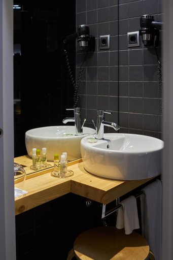 Bathroom 3, Maria Pacheco Hotel Boutique, Ávila