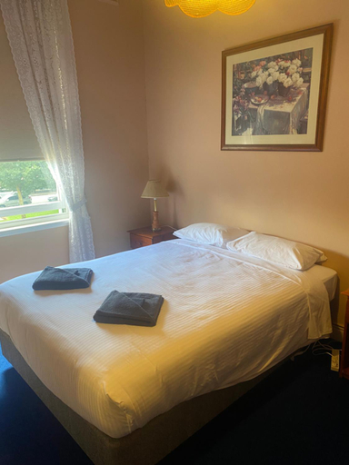 Others 4, Commercial Hotel Camperdown, Corangamite - North