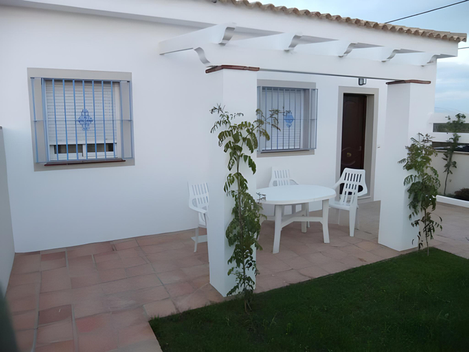 Others 3, Hostal Las Cumbres, Cádiz