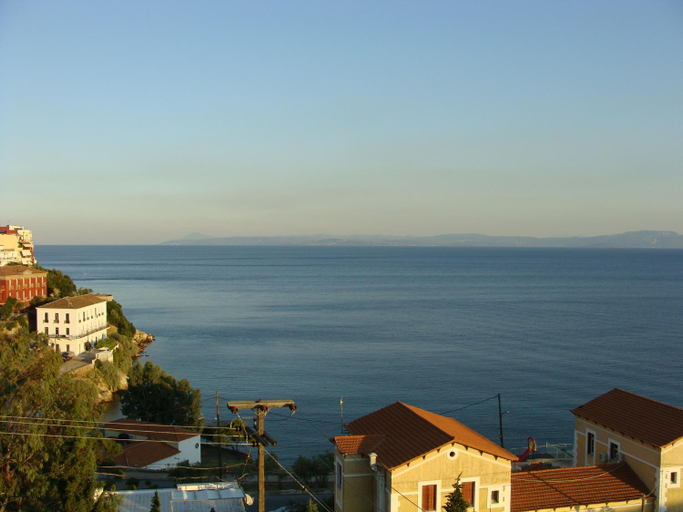 Others 4, Rodon, Central Greece