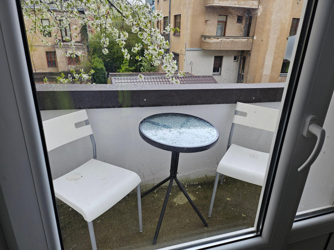 Others 5, Kauno apartamentai su balkonu, Kauno