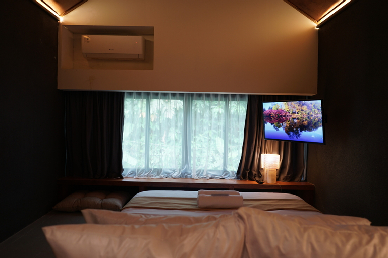 Bedroom 10