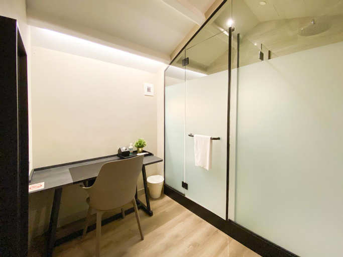 Dining Room 7