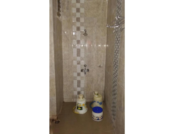 Bedroom 5, Hotel Agrawal, Pachmarhi, Hoshangabad