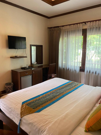 Bedroom 12