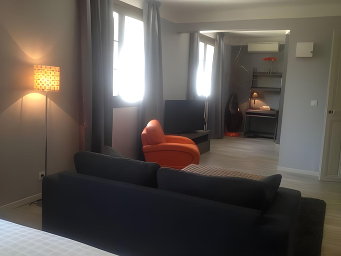 Bedroom 2, Au Lavoir, Hérault