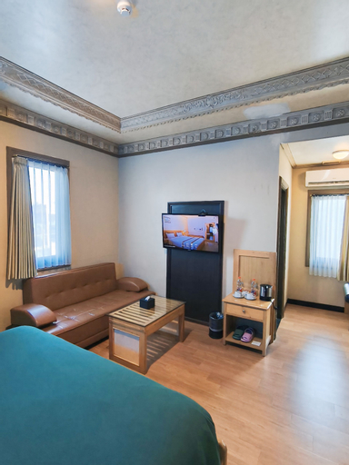 Bedroom 12