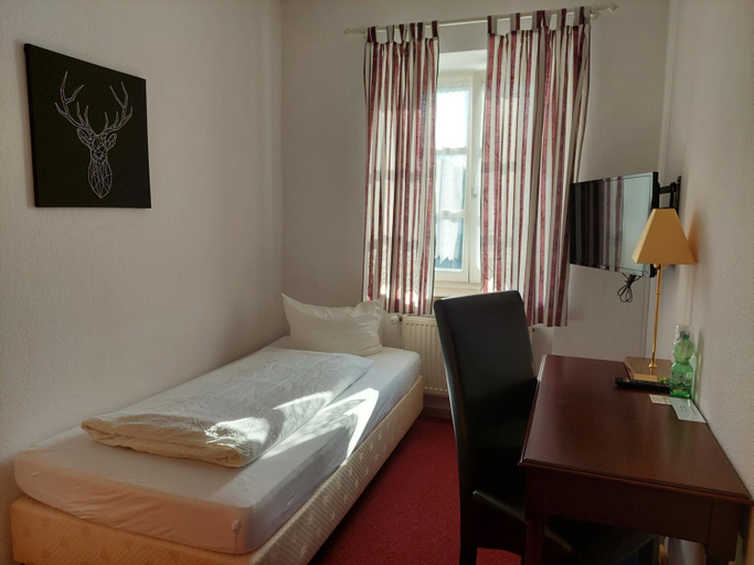 Bedroom 4, Der Heurige im Gasthaus zum Lowen, Freising