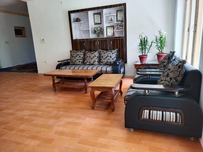Public Area 1, La-tsas Guest House, Leh