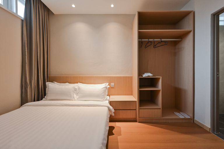 Bedroom 8