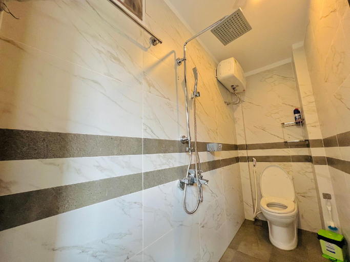 Bathroom 1