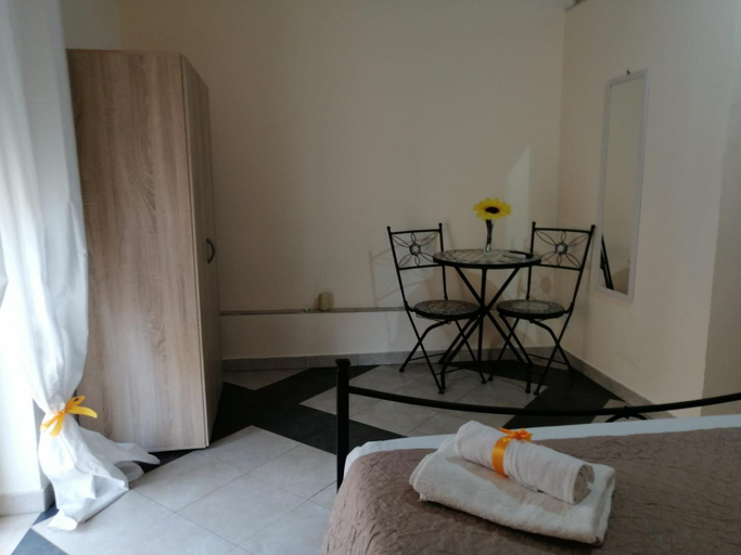 Others 5, b & b Jasmine, Messina