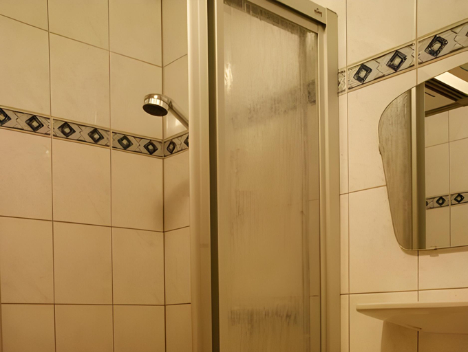 Bathroom 2, Haus Venetblick, Imst