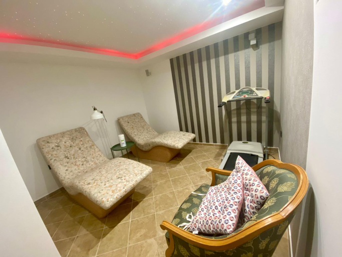 Bedroom 3, Villa Colapis, Ozalj