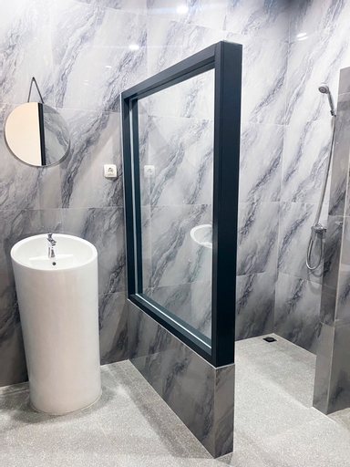 Bathroom 5