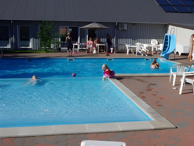 Sport & Beauty 2, Tornby Strand Camping Cottages, Hjørring