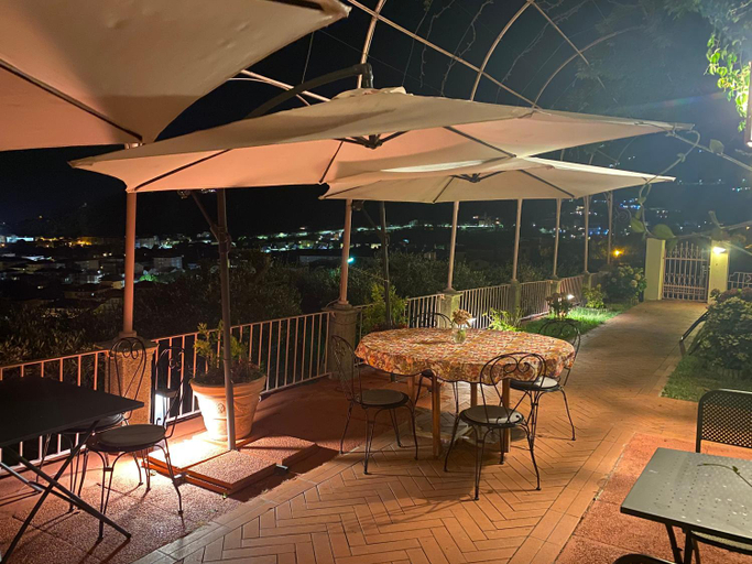 Food & Drinks 4, VILLA FIESCHI, Genova