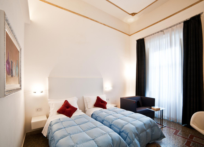 Bedroom 15