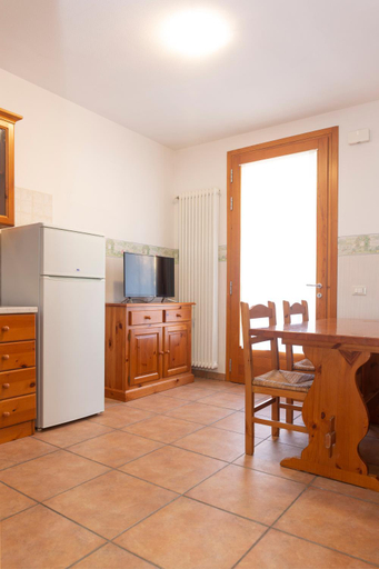 Others 4, Locanda 77, Treviso