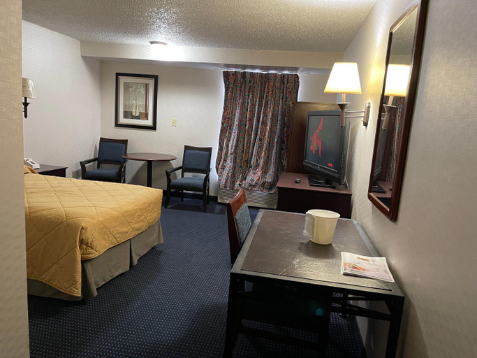 Bedroom 2, Budget Inn Temple Hills, Prince George's