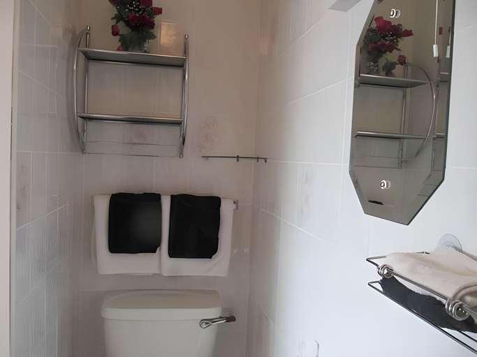 Bathroom 3, The Plough B&B