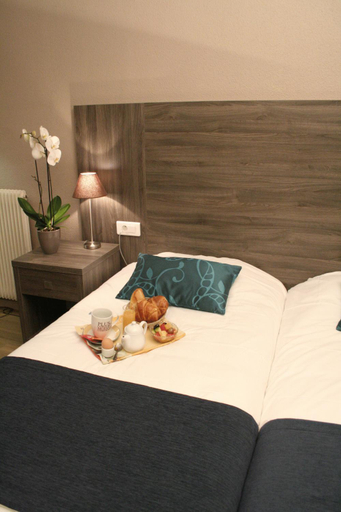 Bedroom 15