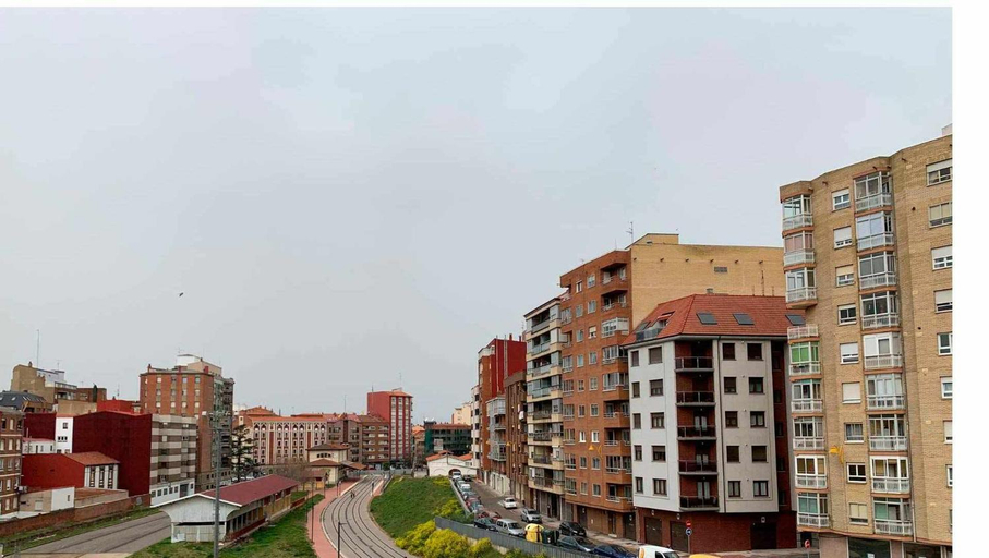 Others 2, Ramon y Cajal SUITES DE LUXE, León