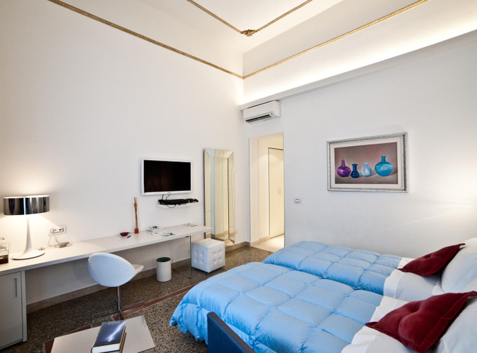 Bedroom 13
