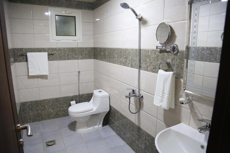 Bathroom 3, Shally Residence For Serviced Apartment 3, Al Khobar