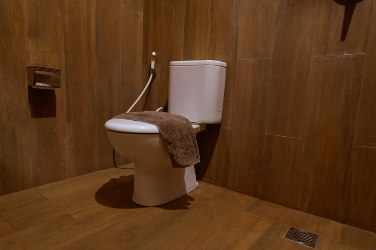 Bathroom 4