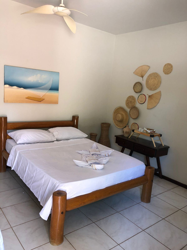 Bedroom 3, Nomads Lagoa, Cruz