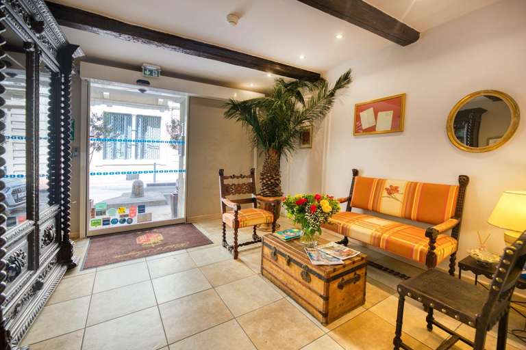 Public Area 2, Hôtel D’Aragon, Hérault