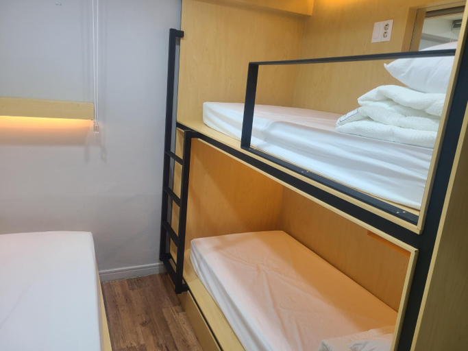 Bedroom 6