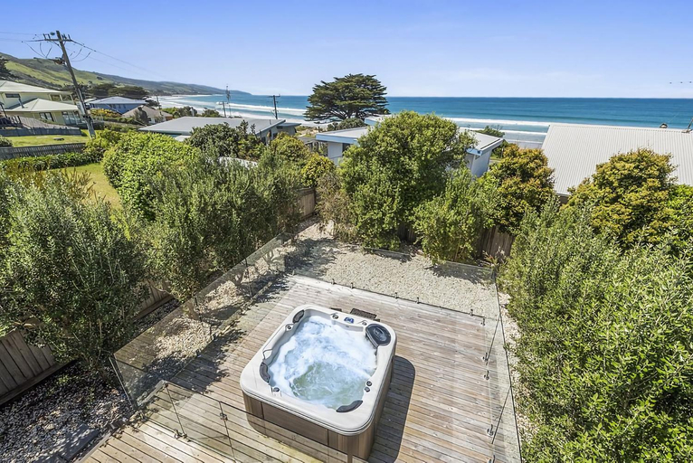 Achilles Townhouse, Colac-Otway - South