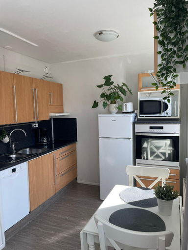 Dining Room 8