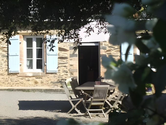 Others 4, Le Moulin d'Hys, Mayenne