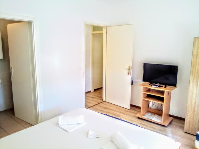 Others 2, Maja rooms, Split