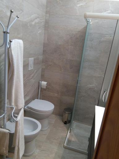 Bathroom 2, camere di Palazzo Stapane, Lecce