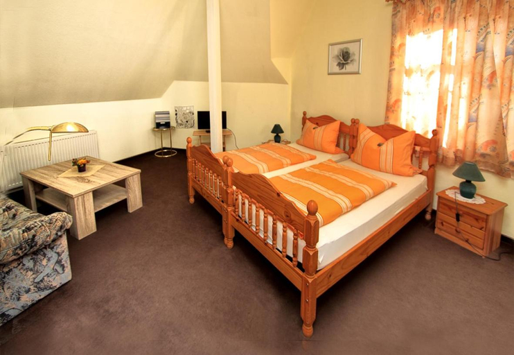 Bedroom 3, Gaststatte und Pension Felsenthal, Gotha