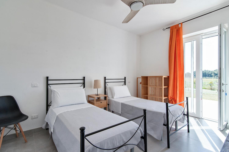 Others 3, Agrihouse Fronte mare Torre dell'Orso, Lecce